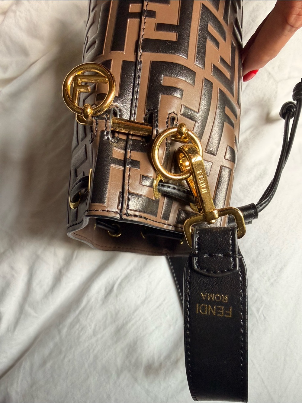Fendi Bucket Bag - Picture 6 of 7